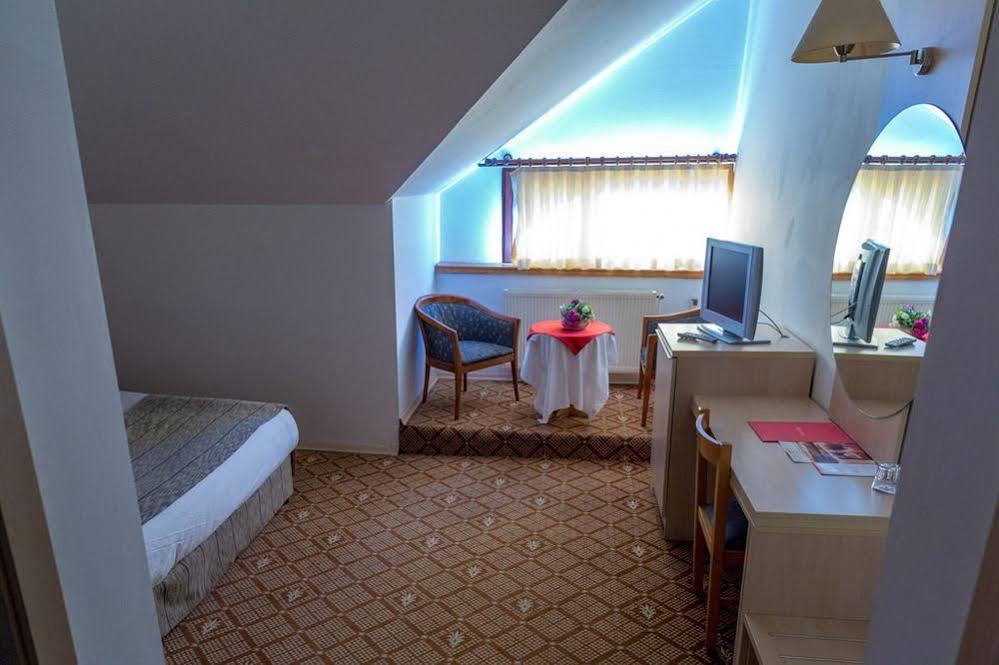 Kaya Greenpark Hotel Karapazar Exterior photo