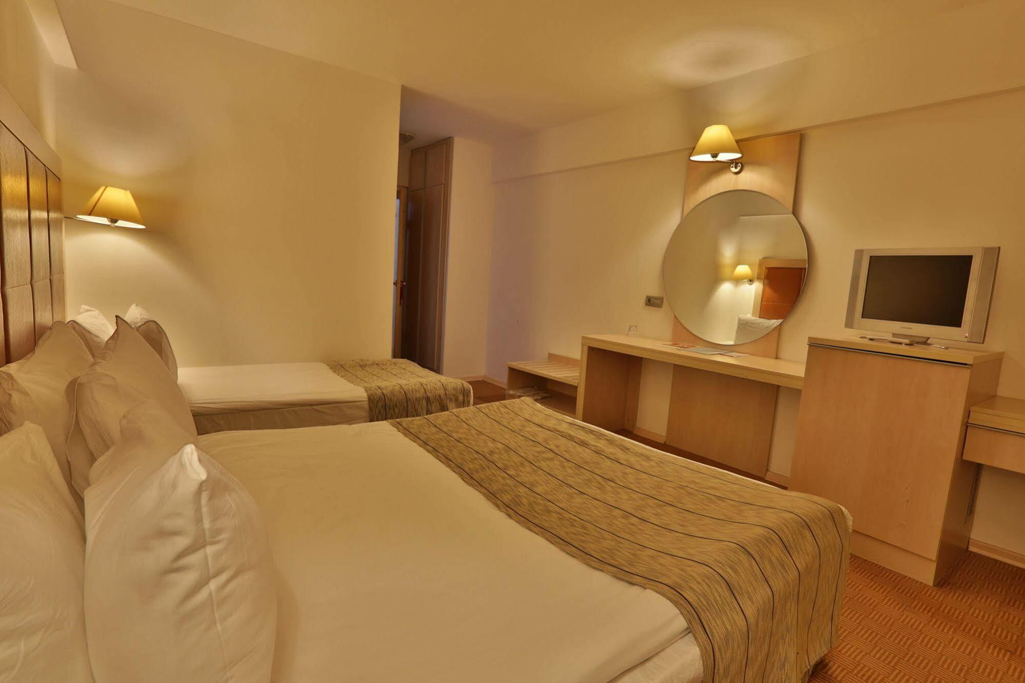 Kaya Greenpark Hotel Karapazar Exterior photo